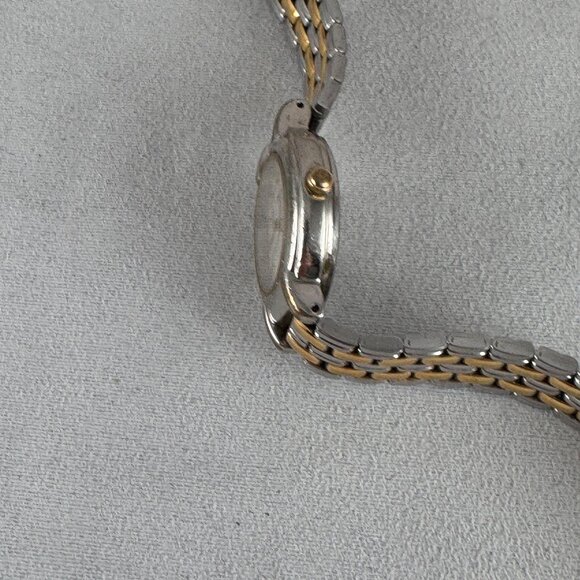 Vintage Nice Seiko Watch Round Shaped Face Gold Tone Bracelet 6.5 inch bracelet main image 5